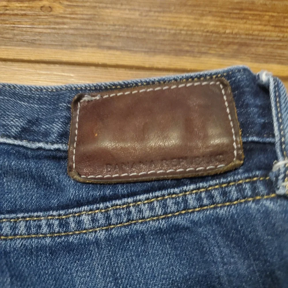 Banana Republic Vintage Straight Jeans Mens 34x30 Blue Denim Cotton Distressed